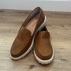 Journey Collection Women’s Brown Suede Slip-On Loafers